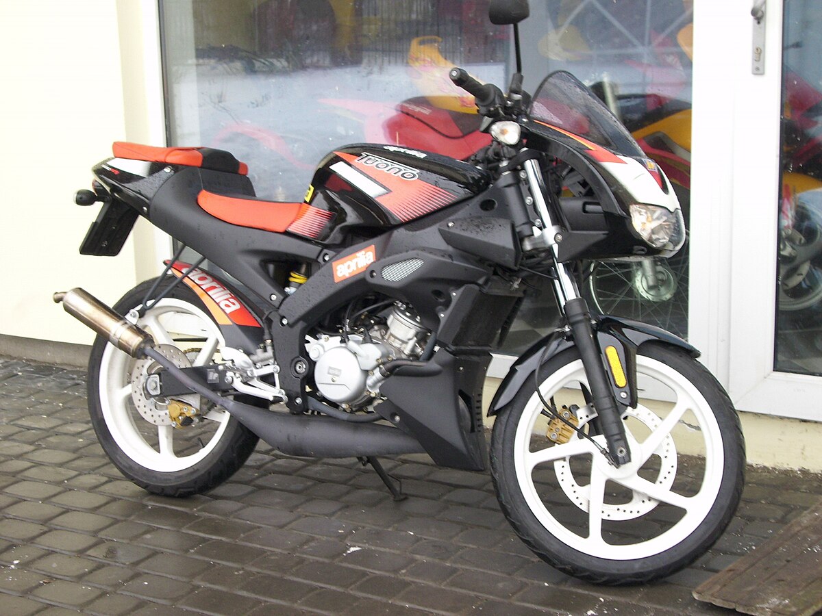 Aprilia Tuono 2010 - 2015